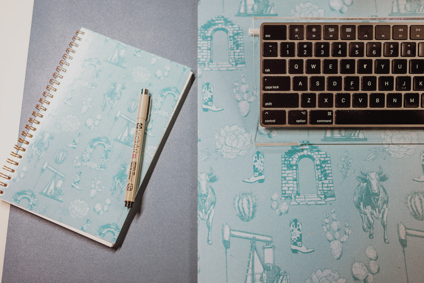 Graham Toile Desk Pad