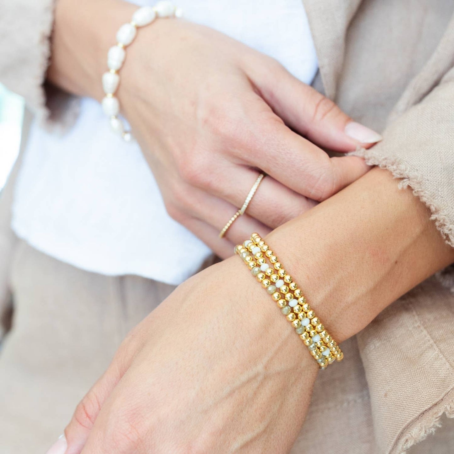 Classic Beaded Stretch Bracelets: Gold / 4mm