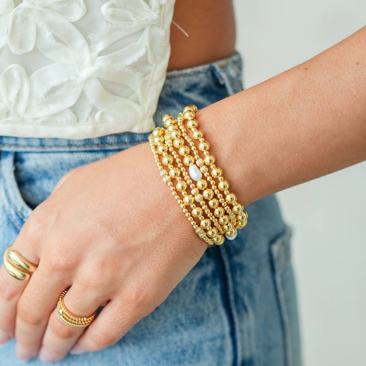 6mm Stretch Bead Bracelet with 3mm Bead Accents: Gold
