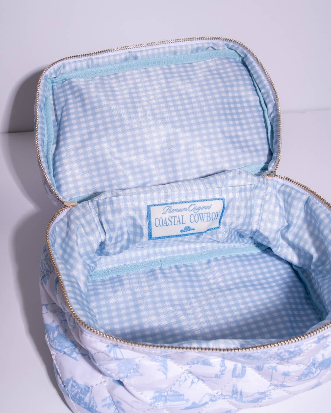 *NEW* Country & Coastal Toile Train Case